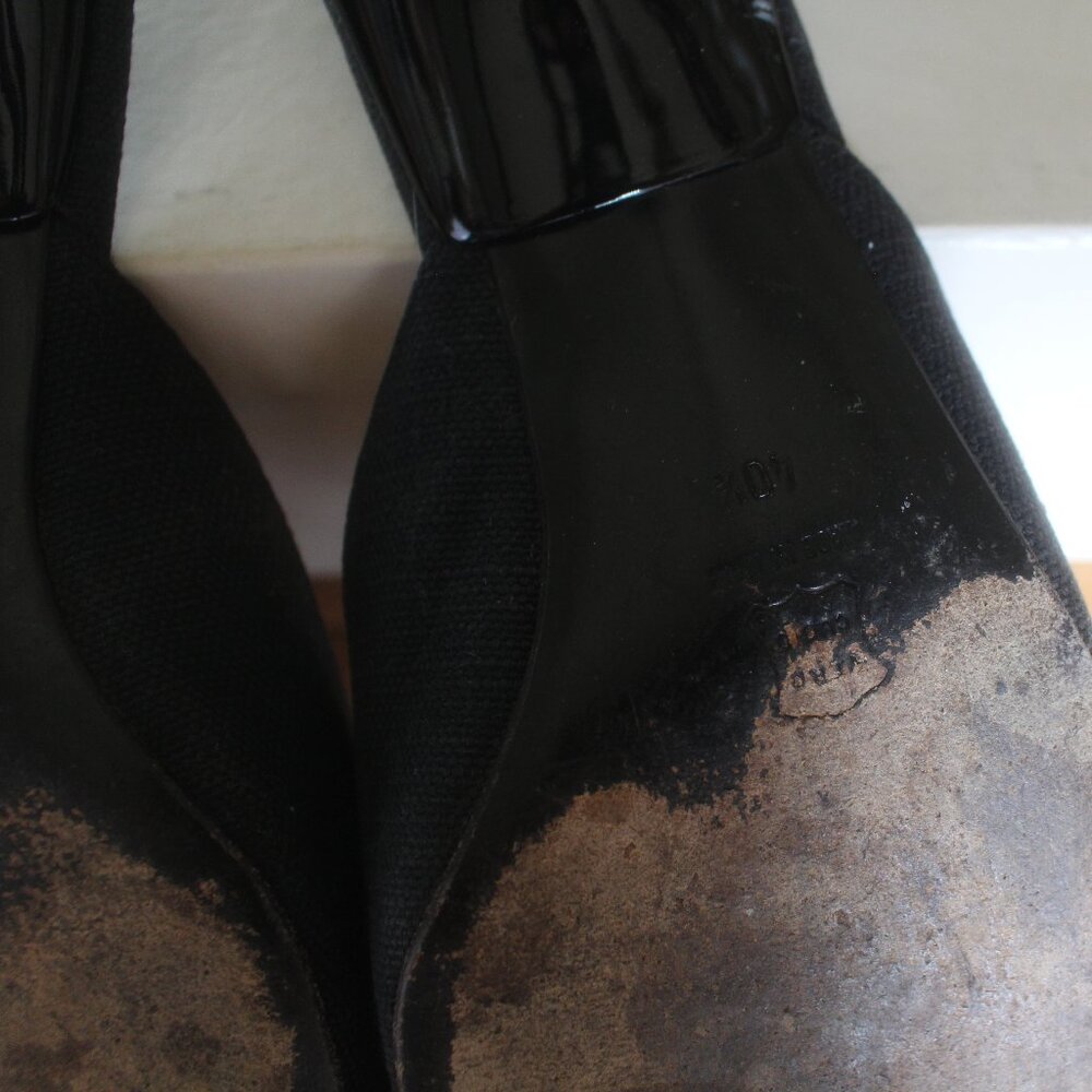 True Vintage 1990s Moschino Black Canvas Mule Heels Floral Detail Size 40.5 - Picture 4 of 7